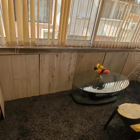 2 Bedroom House In Downtown With Garden Next To The Beach,sea Garden 5 Min By Walk Villa
