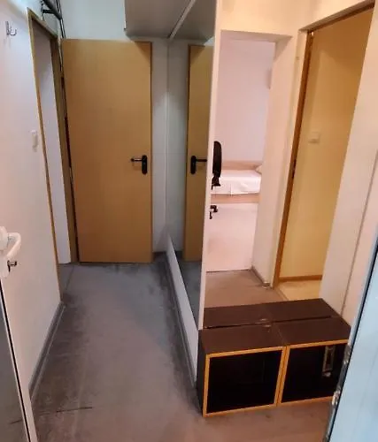 Deluxe Center House With Garden's Tent ,2 Bedrooms And Living Next To The And Sea Garden- 5 Min By Walk,with Equiped Kitchen Луксозна вила Бургас