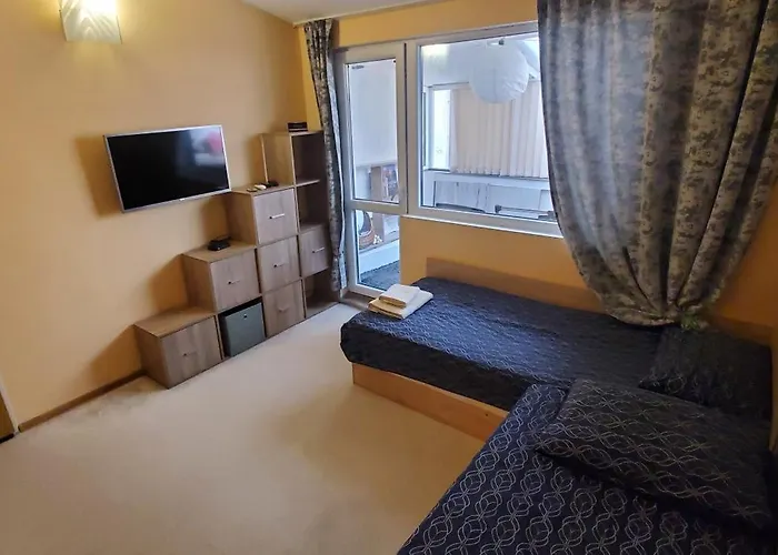 Deluxe Center House With Garden's Tent ,2 Bedrooms And Living Next To The And Sea Garden- 5 Min By Walk,with Equiped Kitchen Луксозна вила