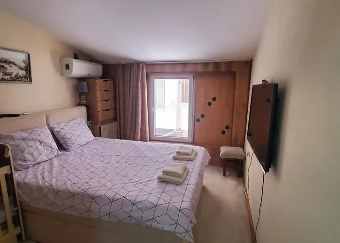 Deluxe Center House With Garden's Tent ,2 Bedrooms And Living Next To The And Sea Garden- 5 Min By Walk,with Equiped Kitchen Луксозна вила *