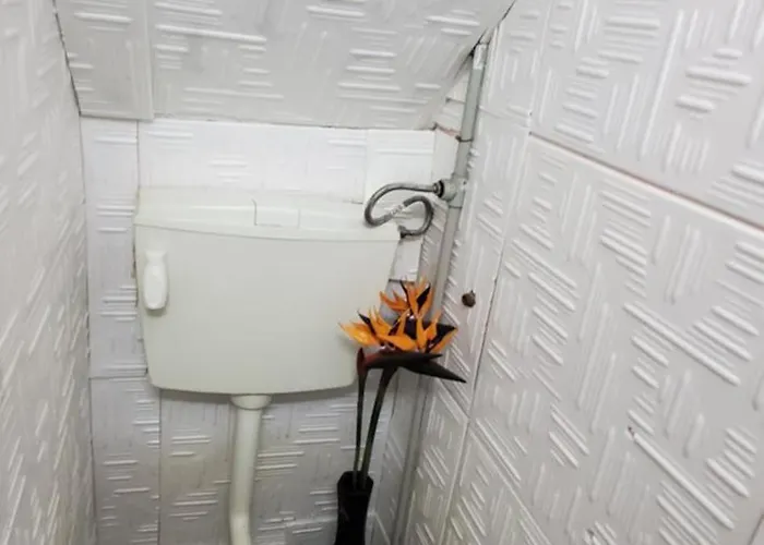 Deluxe Center House With Garden's Tent ,2 Bedrooms And Living Next To The And Sea Garden- 5 Min By Walk,with Equiped Kitchen Луксозна вила Бургас