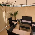 Вилла Deluxe Center Oasis & 5 Min By Walk From #house With Garden's Tent ,2 Bedrooms And Living With Equiped Kitchen&comfort Included Бургас