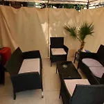 Deluxe Center Oasis & 5 Min By Walk From #house With Garden's Tent ,2 Bedrooms And Living With Equiped Kitchen&comfort Included *