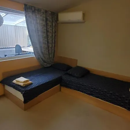 Deluxe Top Center Independent House -5 Min By Walk From Beach #House With Garden'S Tent ,2 Bedrooms And Living Room With Equiped Kitchen&Comfort Included#Promenade 5 Min By Walk *