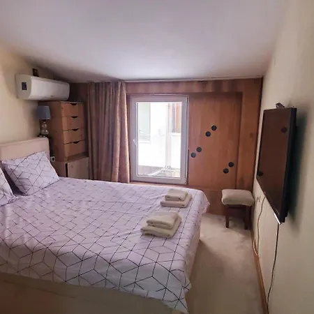 Deluxe Center House With Garden's Tent ,2 Bedrooms And Living Next To The And Sea Garden- 5 Min By Walk,with Equiped Kitchen Villa *